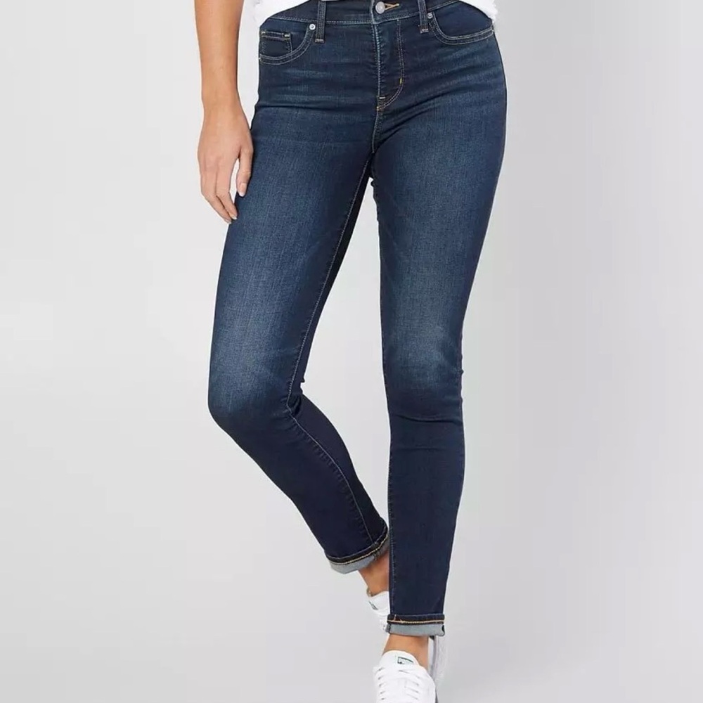 Levi's Women's Dark Blue Skinny Jeans